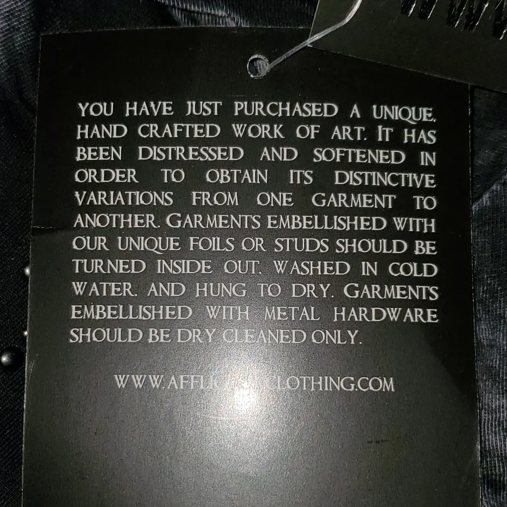 Affliction 100% Cotton Studded T-shirt 2XL, NWT - Picture 6 of 8